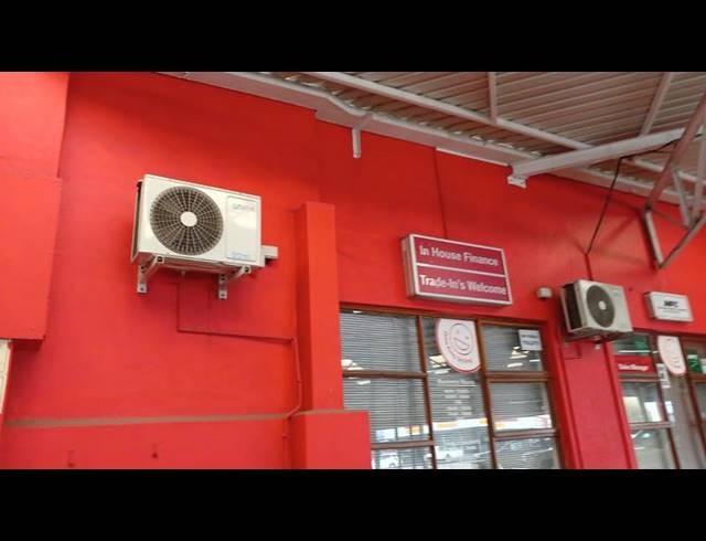 BUSINESS FOR SALE IN GOODWOOD CENTRAL